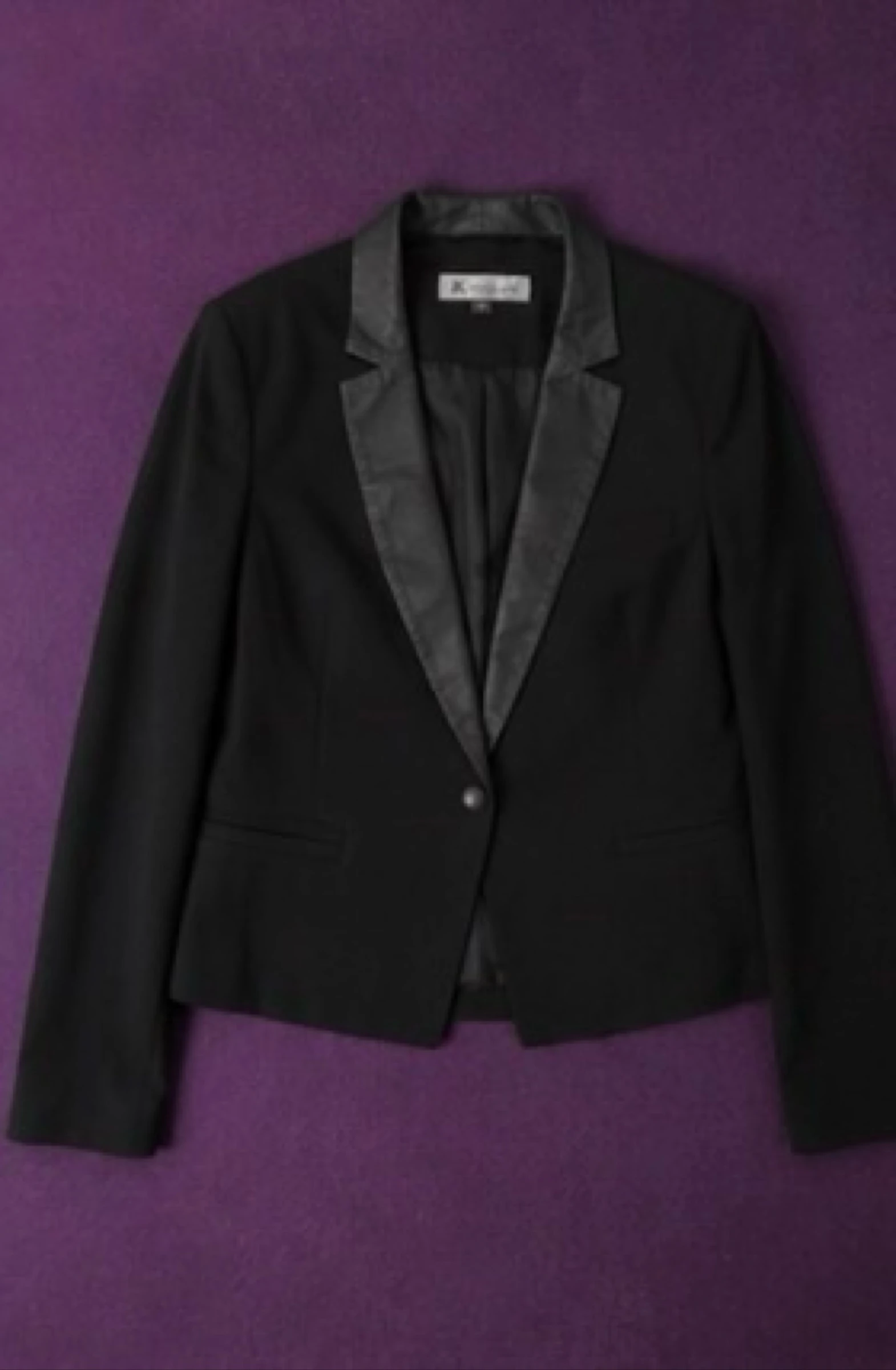 Kwoman Elegant black satin lapel tailored jacket size 40 for ceremonies – photo 2